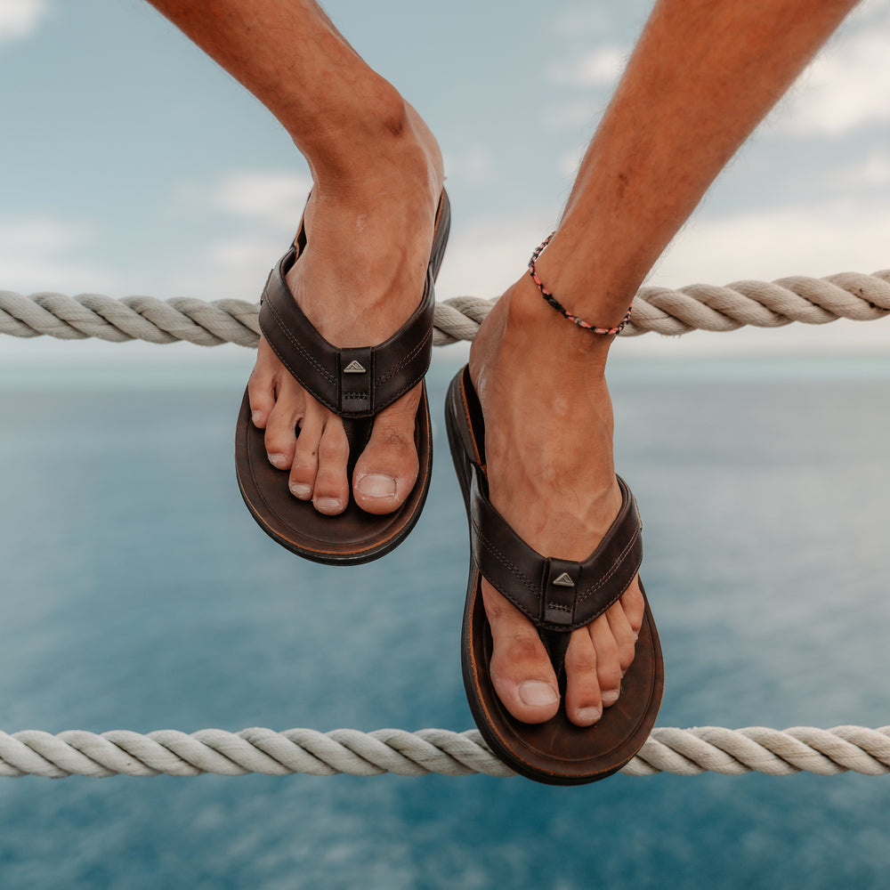 Alternative view of Leather Offshore